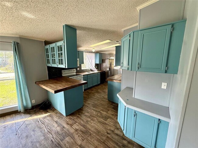 Building Photo - 15275 NE 238th St