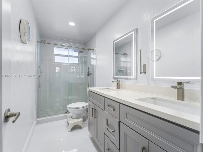 Building Photo - 10281 NW 32nd St