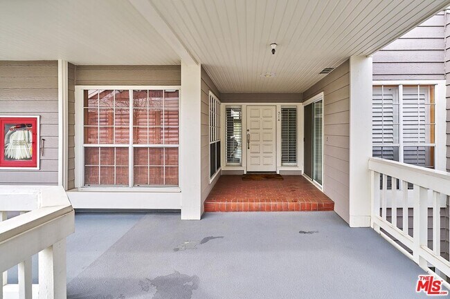 Building Photo - 13078 Mindanao Wy
