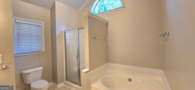 Building Photo - 3 Castleton Ct