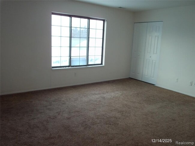 Building Photo - 22843 Grove St