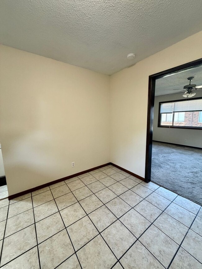 Building Photo - Indian Hills Duplex