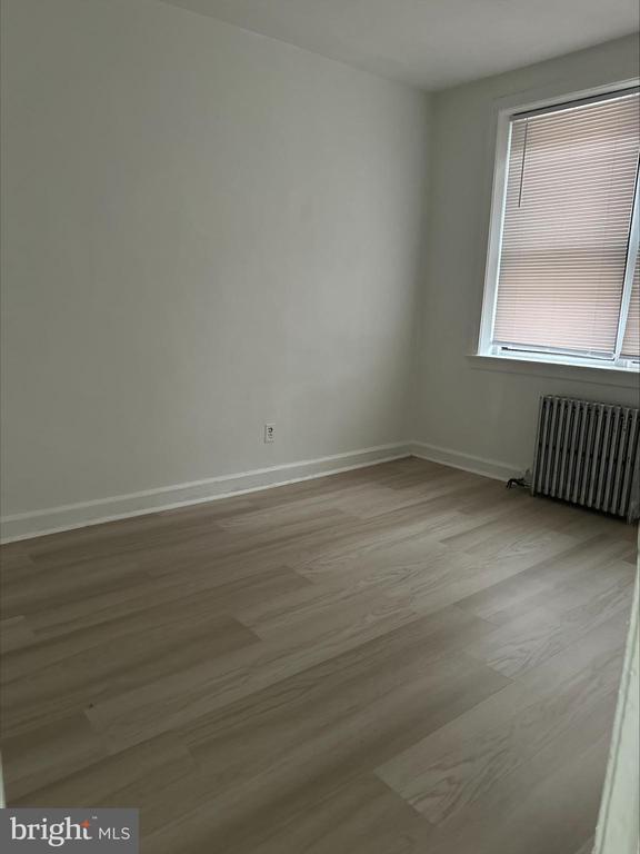 Building Photo - 1934 Waverly St