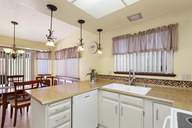 Building Photo - Charming 3 Bed / 2 Bath Home in Woodland