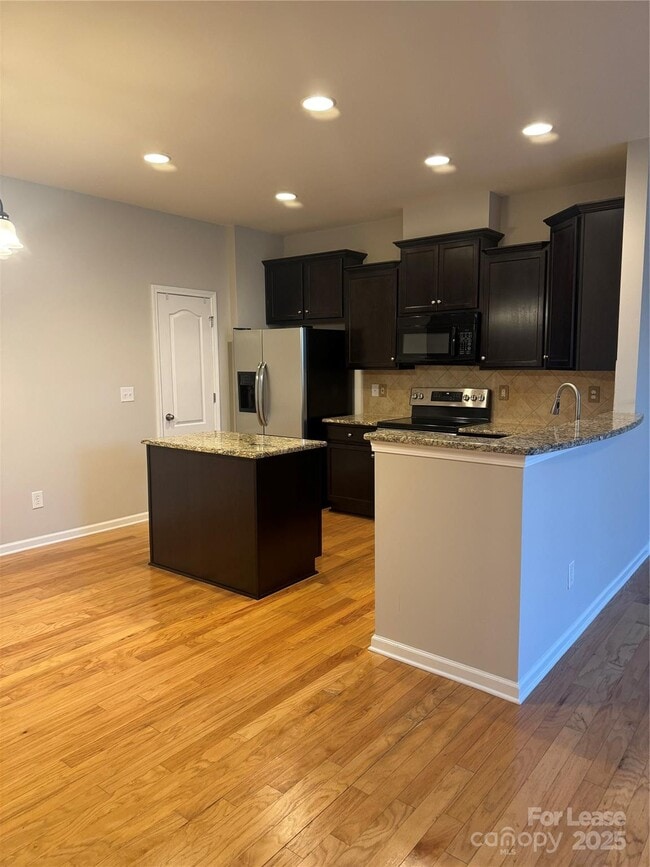 Building Photo - 18431 The Commons Blvd