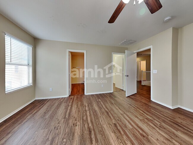 Building Photo - 11167 W Garfield St