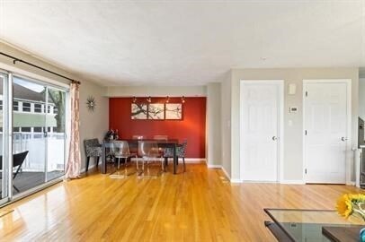 Building Photo - 13 Circuit Ln