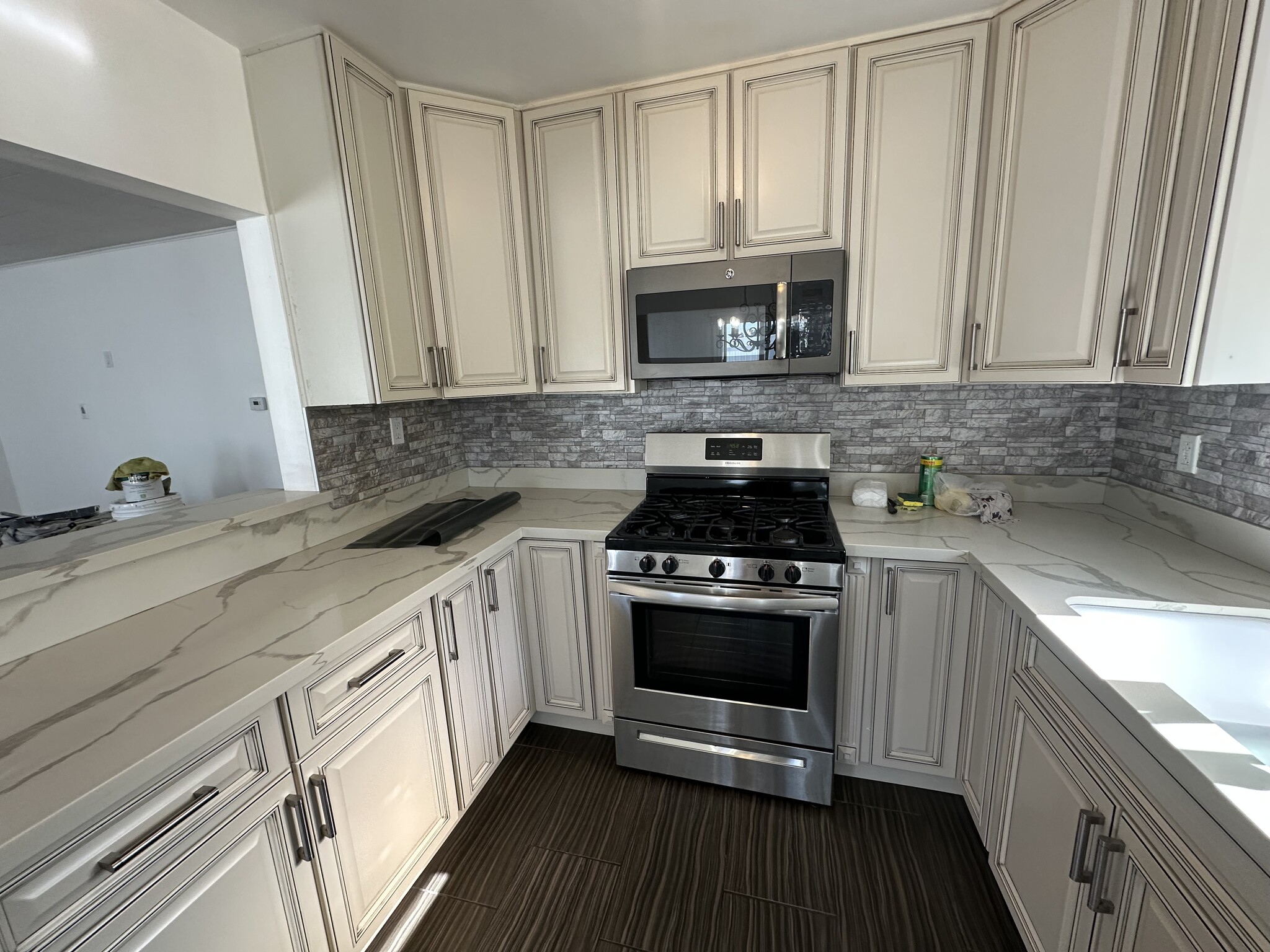 Building Photo - 951 McCarthy Ct