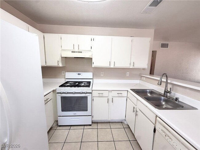 Building Photo - 4648 Krissylouise Way