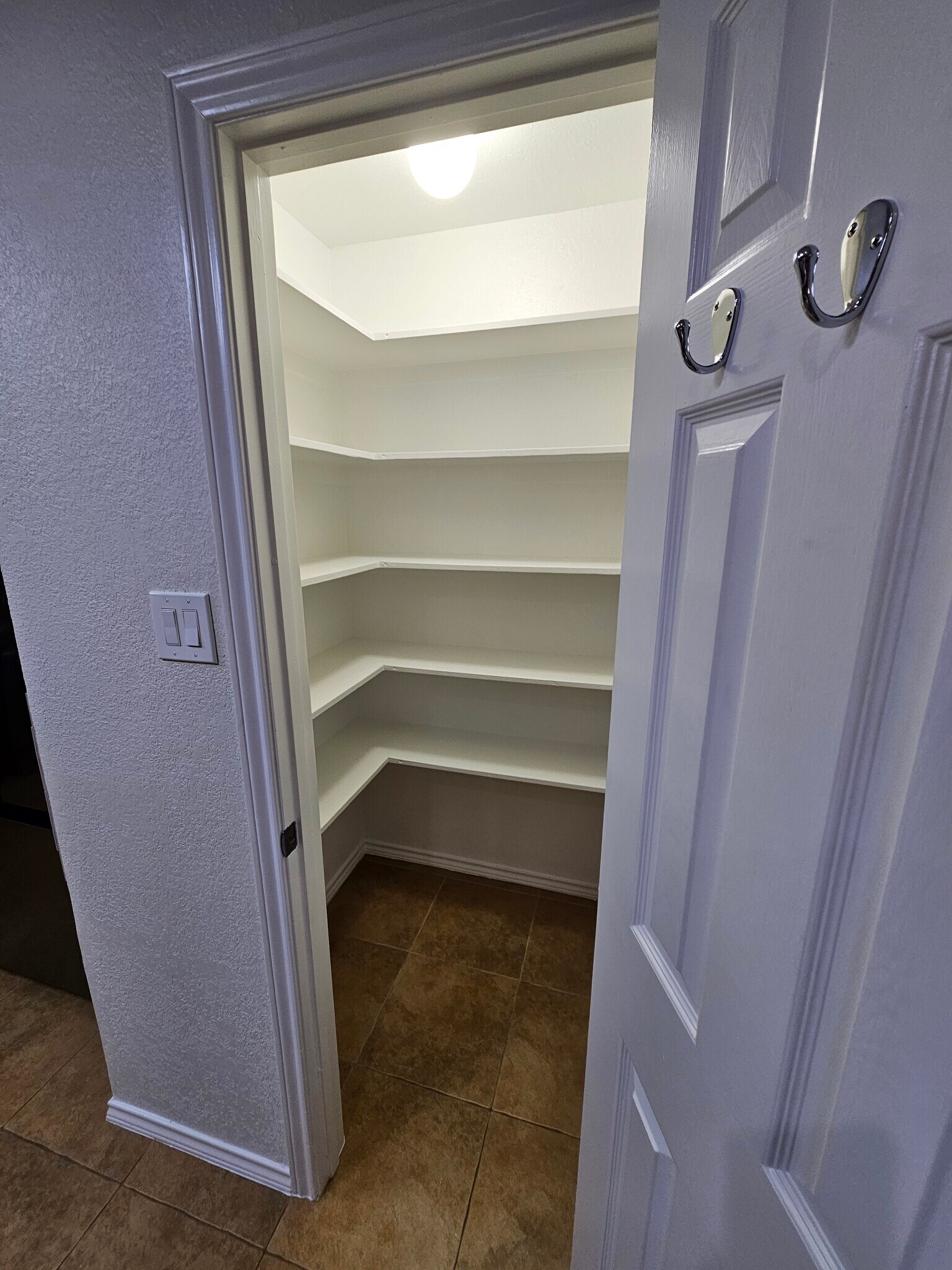 Building Photo - 224 Simmons Dr