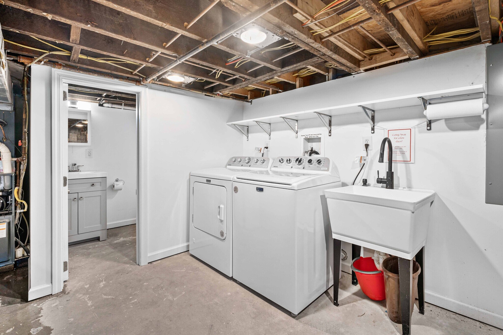 Building Photo - 2128 Merriman Way
