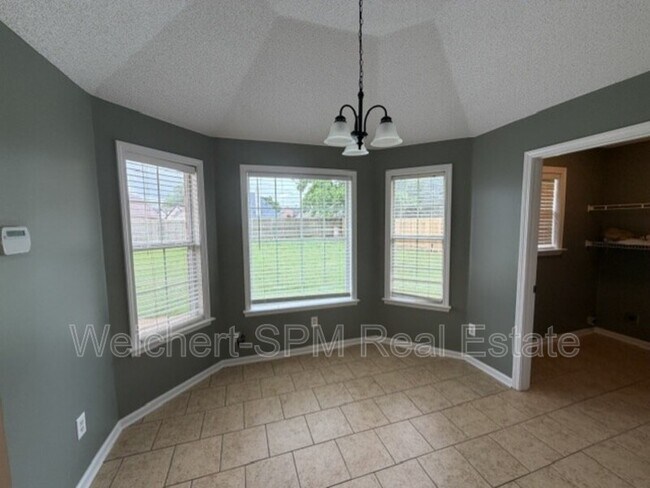 Building Photo - 11245 Cashmere Wood Dr