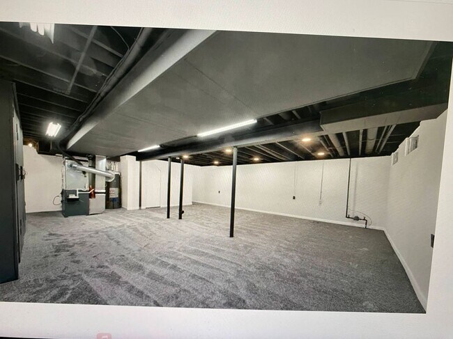 Building Photo - 42668 Addison Ave