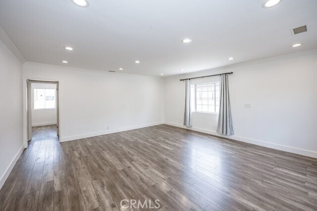 Building Photo - 6506 Teesdale Ave
