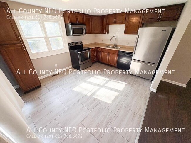 Building Photo - 3583 Carthage Ct