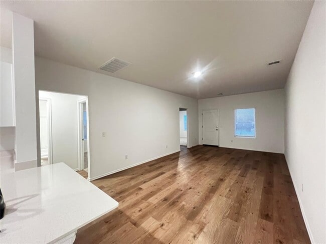 Building Photo - 620 SW 11th St