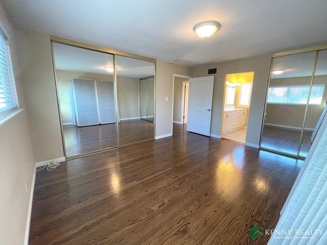 Building Photo - 4BD/2.5BA Spacious Foster City Home with Huge Backyard + Hot Tub