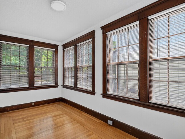 Building Photo - 62-64 Sheldon Terrace