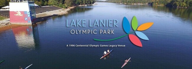 Building Photo - 1996 Briarwood Dr