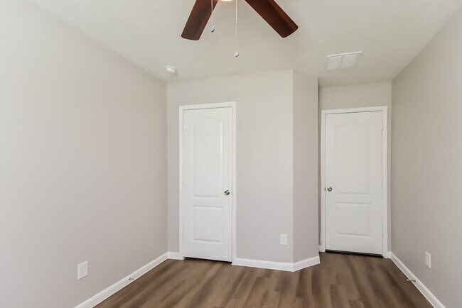 Building Photo - 20132 Langwell Dr