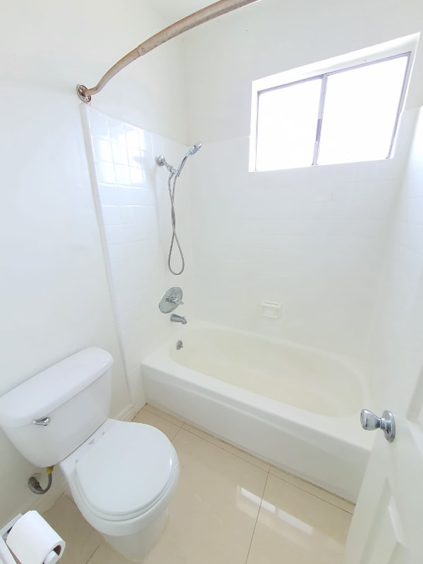 Building Photo - 4660 Kester Ave