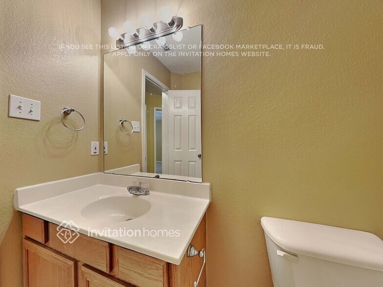 Building Photo - 2720 Briscoe Dr