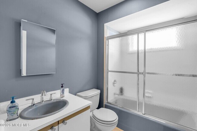 Building Photo - 7 Harvard Ct