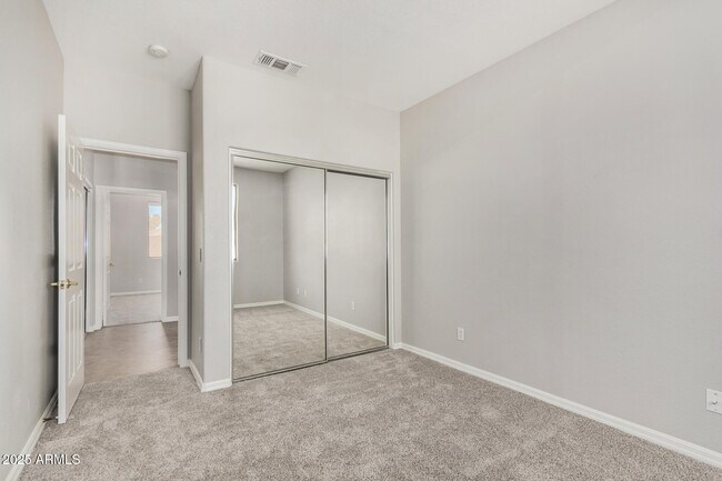 Building Photo - 14621 W Catalina Dr