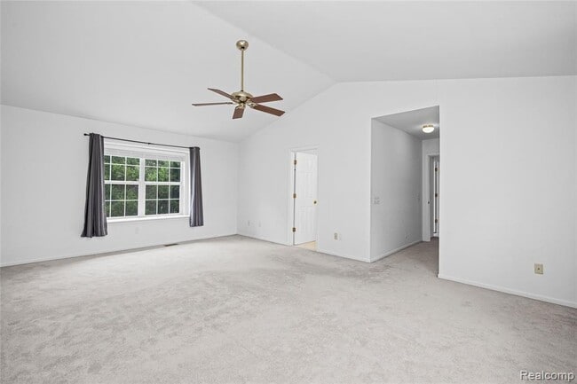 Building Photo - 47258 Scarlet Dr N