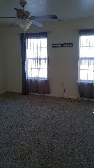 Building Photo - 1672 E 450 N