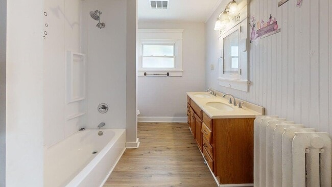 Building Photo - Canton 3 Bedroom / 2 Bath - Single Family ...
