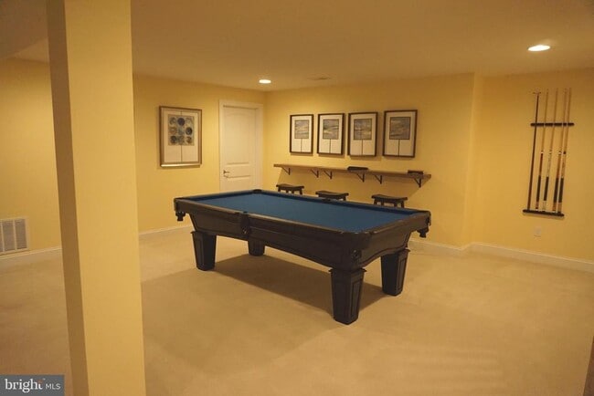 Building Photo - 31611 Exeter Way