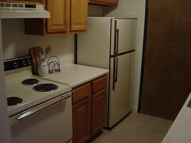 Building Photo - 47 Juniper Rd