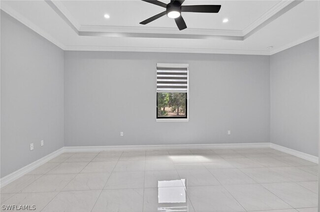 Building Photo - 2326 6th Ave SE