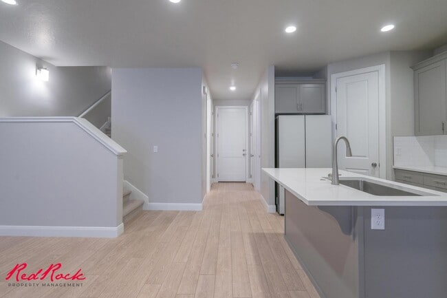 Building Photo - Welcome to Your Dream Home!