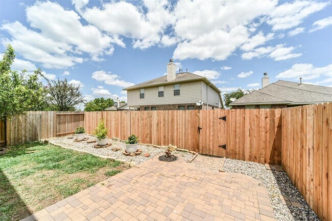 Building Photo - 12411 Lark Fair Ln