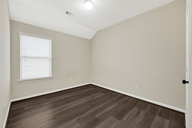 Building Photo - 4943 Ginger Bluff Trail