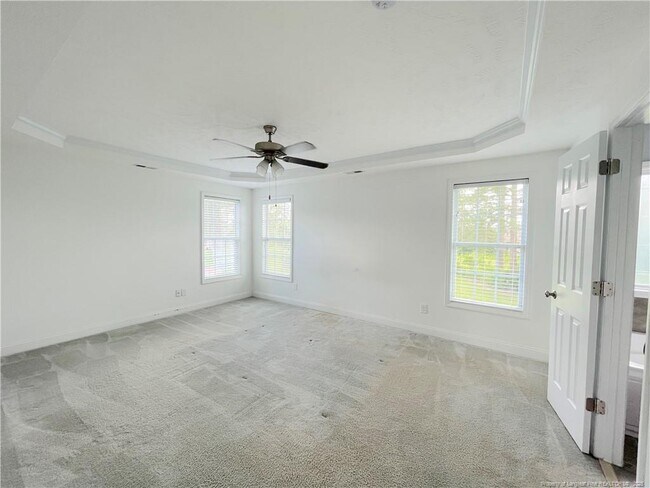 Building Photo - 511 Green Links Dr