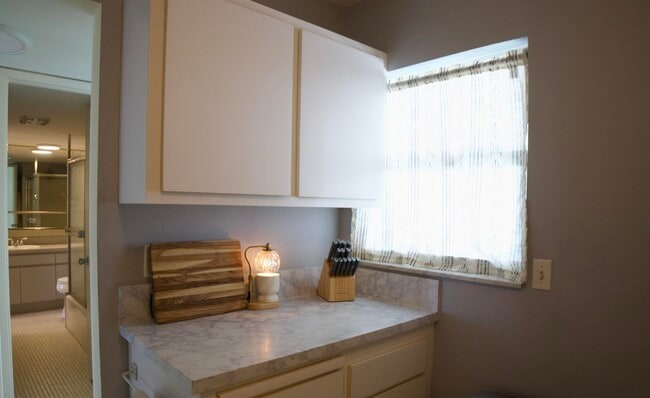 Building Photo - 1610 N Ocean Blvd