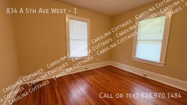 Building Photo - 834 5th Ave W