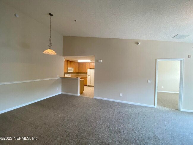 Building Photo - 8204 White Falls Blvd