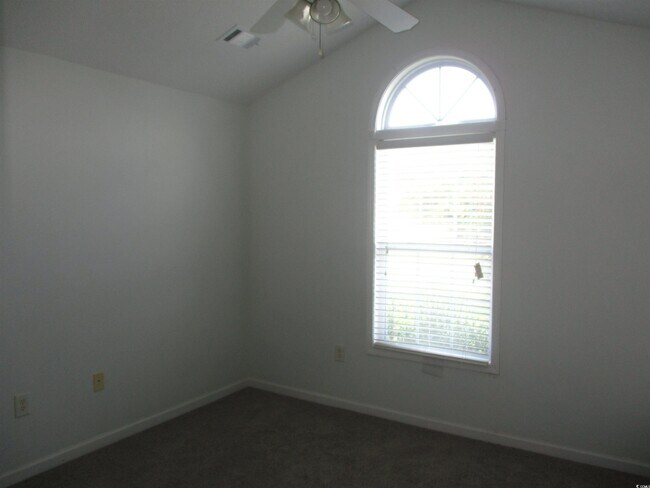 Building Photo - 4591 Hidden Creek Ln