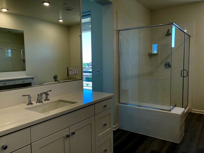 Building Photo - Long Term - Spacious 4 Bedroom Home @ Terra Lago in Indio!