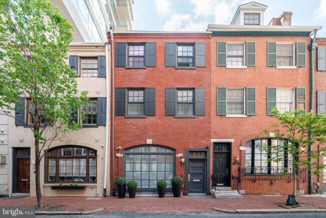 Building Photo - 1710 Rittenhouse Square