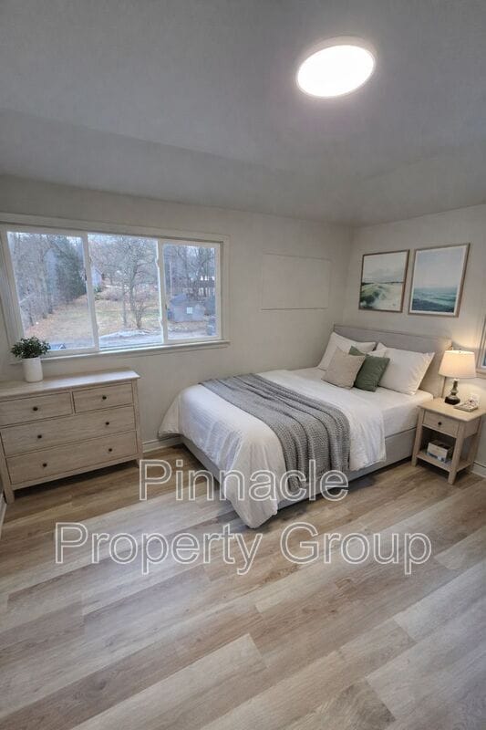 Building Photo - 834 N Leroy St