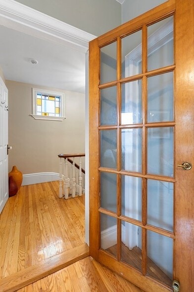 Building Photo - 80 Irving St