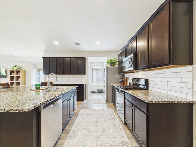 Building Photo - 11020 33rd Ave N