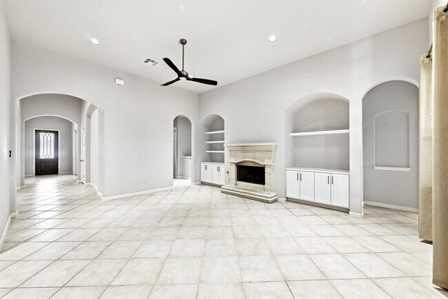 Building Photo - 1611 Rimstone Dr