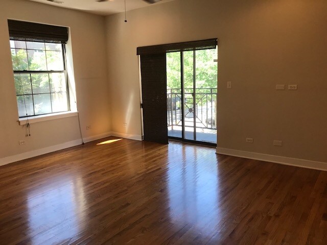 Building Photo - 2120 W Washington Blvd