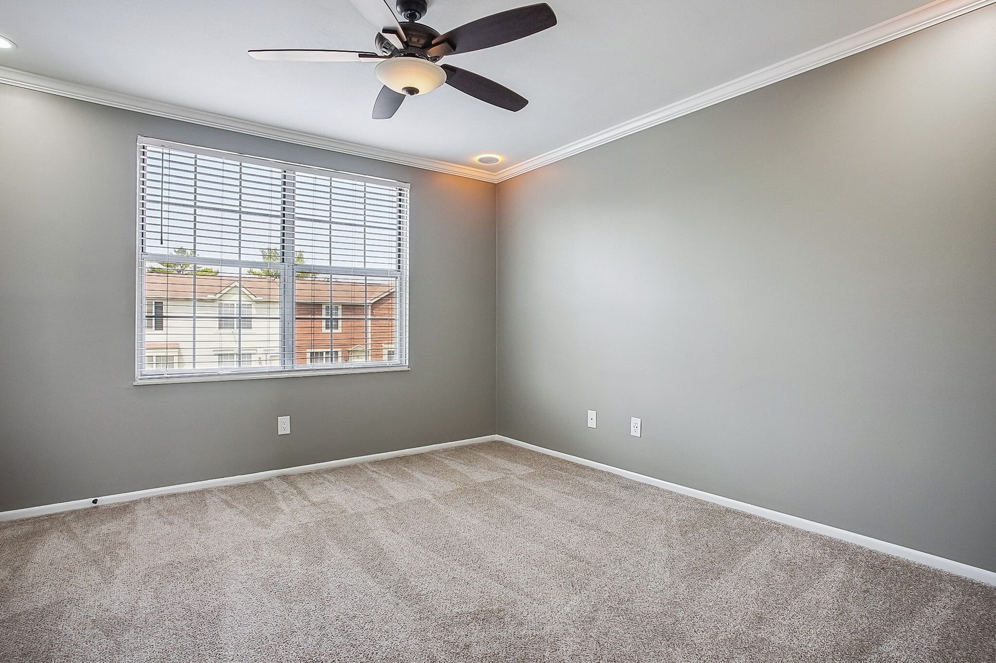 Building Photo - 4841 Stoneybrook Blvd